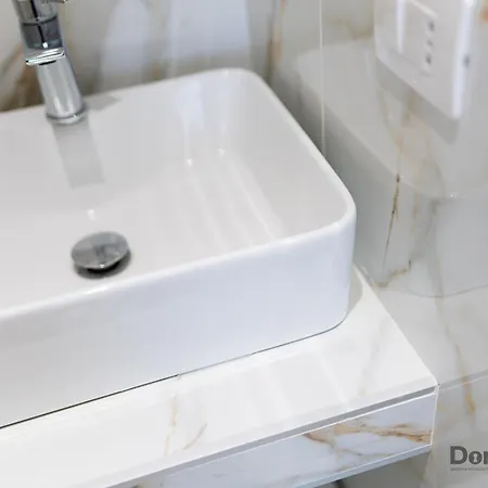 Olivia's By Domusextra 3* Napoli